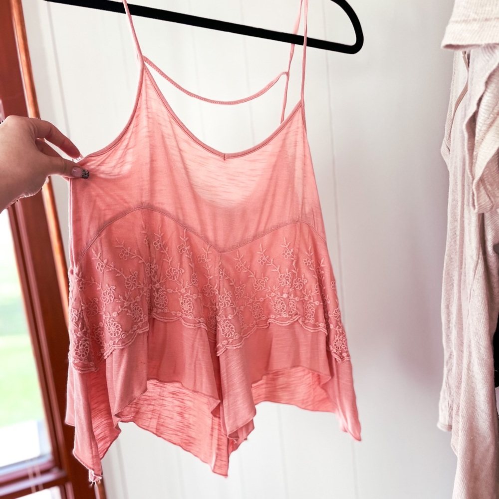 Sun + Shadow Handkerchief Tank - Picture 4 of 7